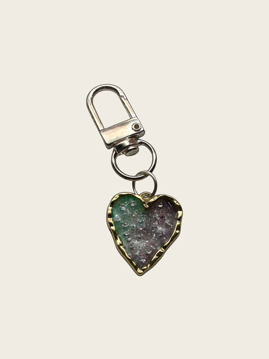 Etiqueta de corazón de galaxia esmeralda